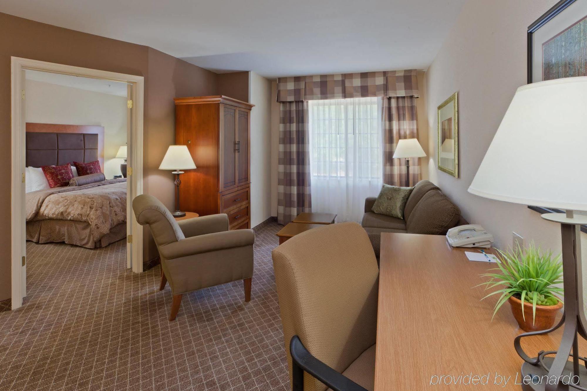 Staybridge Suites Chantilly Dulles Airport By Ihg Bilik gambar